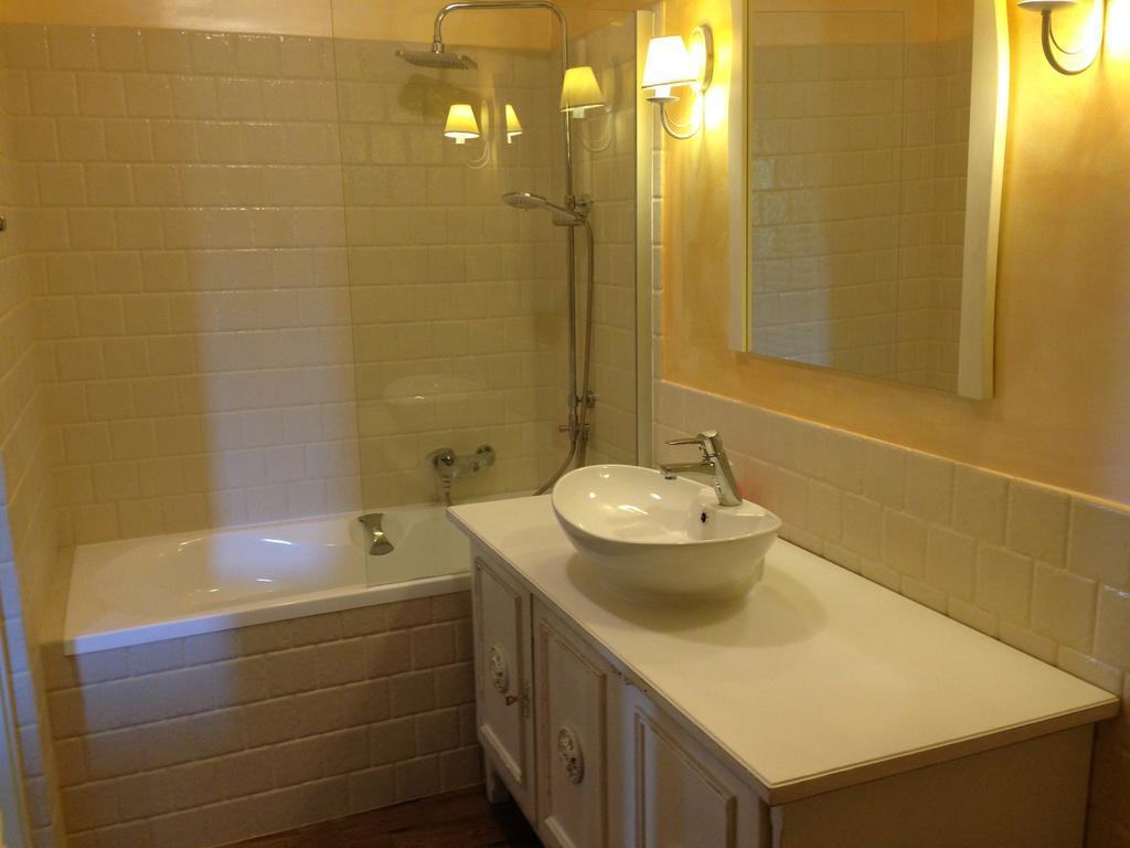 Hotel&Restauracja Zlote Runo Góra Kalwaria Exteriör bild